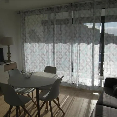 Apartment T2 Renove, 4 Couchages, Proche Et Port, Balcon, Parking Securise, St-cyprien - Fr-1-106-55 *