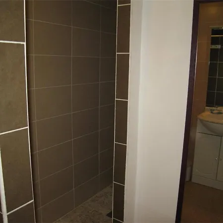 Apartment T2 Renove, 4 Couchages, Proche Et Port, Balcon, Parking Securise, St-cyprien - Fr-1-106-55
