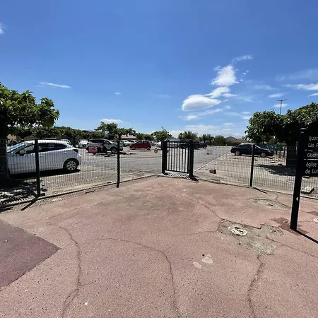 T2 Renove, 4 Couchages, Proche Et Port, Balcon, Parking Securise, St-cyprien - Fr-1-106-55 דירה *